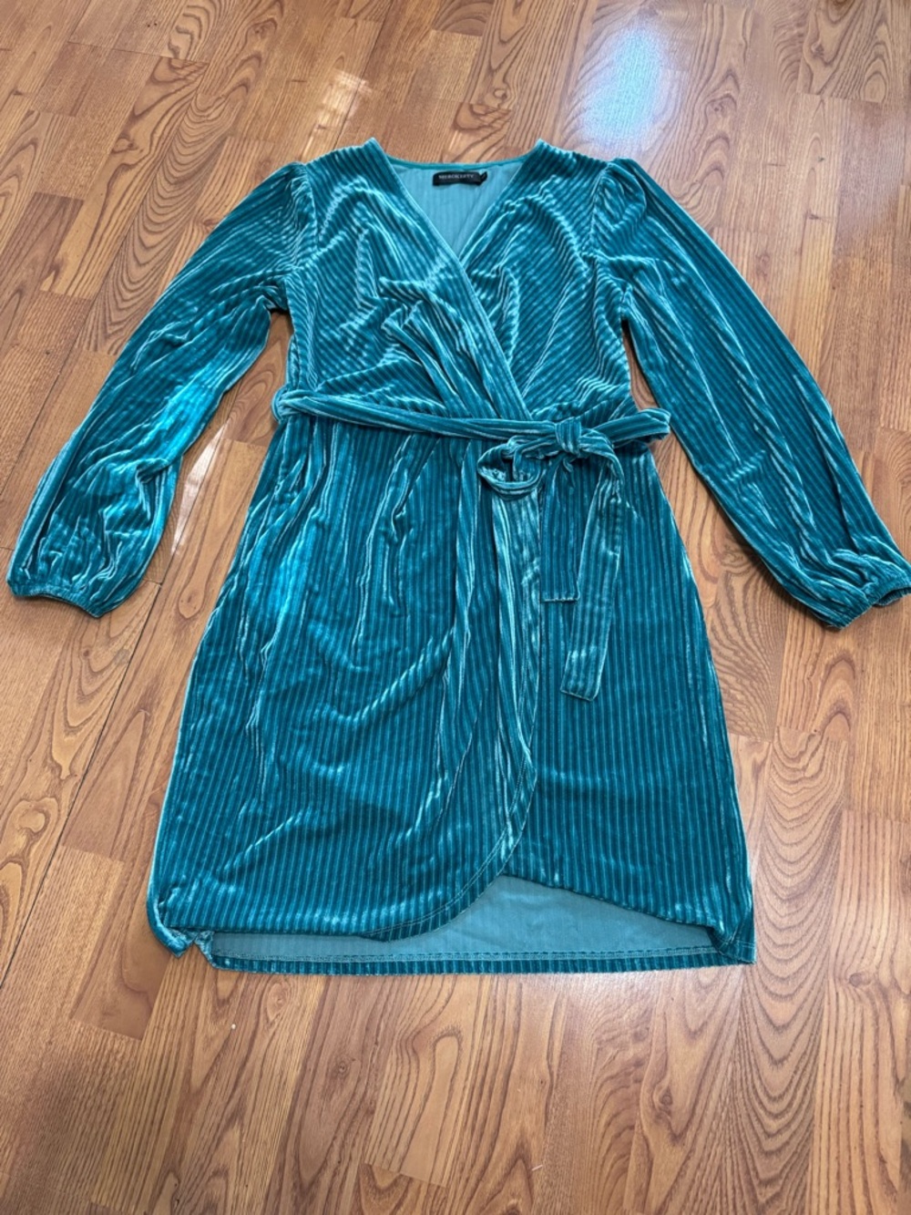Velvet Wrap Long-Sleeve Dress in Teal